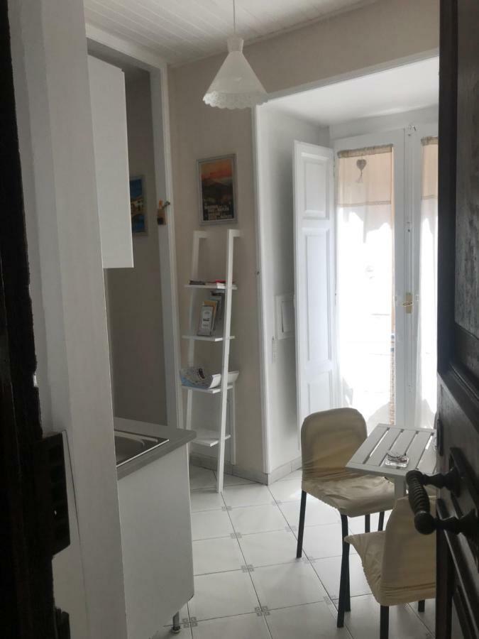 Borgo Santa Lucia Apartment 나폴리 외부 사진